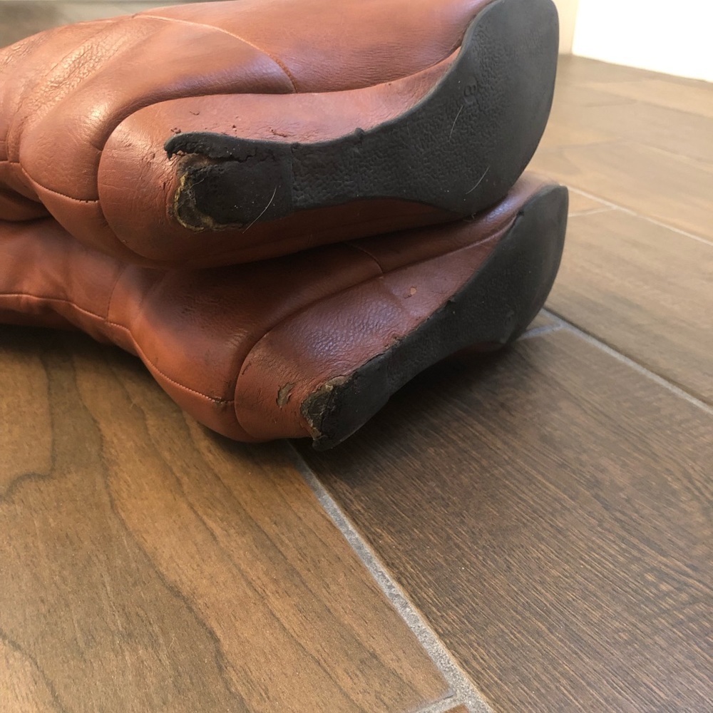 Boots - Picture 3 of 4